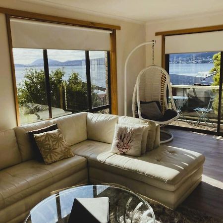 Spacious Modern Home Outstanding Views Sleeps 9 Hobart Luaran gambar