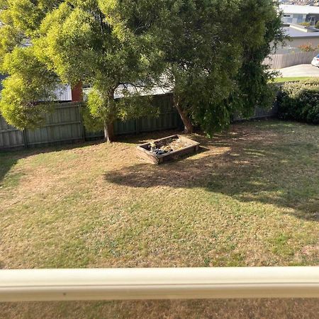 Spacious Modern Home Outstanding Views Sleeps 9 Hobart Luaran gambar