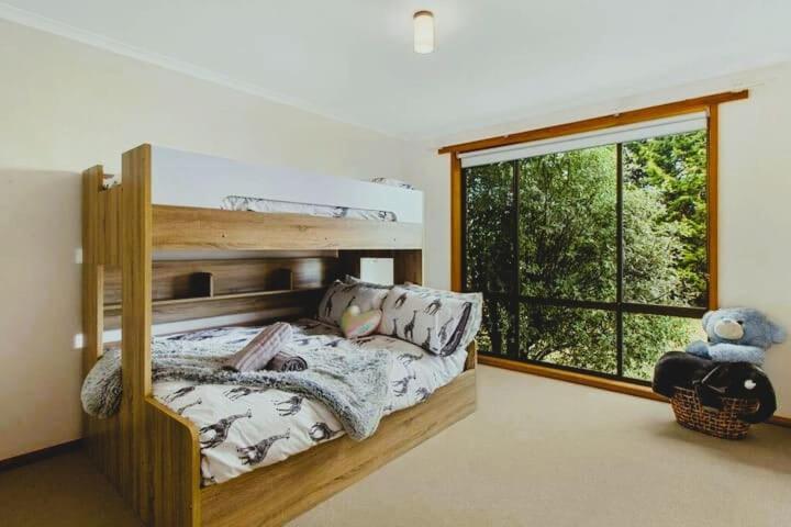 Spacious Modern Home Outstanding Views Sleeps 9 Hobart Luaran gambar